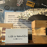 Life is Beautiful Raamen and Cafe Bar - 