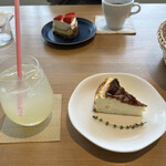 Cafe Piano piano - 