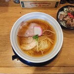 Shinasoba Sasaki - 琥珀重ね醤油そば 750円