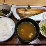 土鍋炊ごはん なかよし - しまほっけ定食