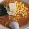 Dosanko Nozato Ten - 味噌ラーメンにバターとコーントッピング