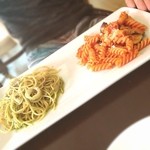 Trattoria Seijo - イカとバジルのパスタ。ナスとズッキーニのペンネ。