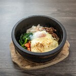 Stone grilled cheese bibimbap