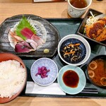 Kamon Jingu Ten - 特選ランチ〜日替わり刺身定食〜　935円