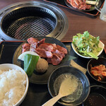 Yakiniku Horumon Odo Kawanishi Ten - 