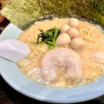 Yokohama Iekei Ramen Konshinya Hamamatsu Ten - 