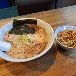 蔵運 麺太郎 - 料理写真: