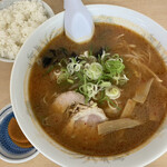 Ramen no Hyakuban Erimo Ten - 辛味噌ラーメン(油少なめ)＆小ライス