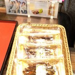 Uosan Kitaguni Kaido Honten - もろこ煮（500円）