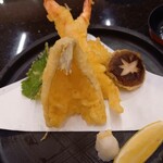 Katsugyo Kaiten Sushi Suiten Kikuyo Ten - 