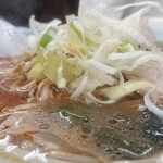 ラーメン 芳蘭 - 正油ラーメン ¥850