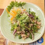 Thai Bussarin - 豚ひき肉のスパイスサラダ