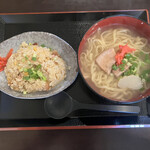 ちばりよ食堂 - 沖縄そばとチャーハンセット