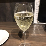 Osteria Porcovino - 季節の6種ワイン飲み放題　2,980円