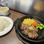 Ikinari Steak Abenoru Shiasu Ten - 