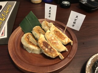 Yoichi Gyoza Daiou Nittai Chi Ten - 料理