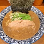 Menya Tatsu Daitoku Ten - 豚骨醤油ラーメン（大盛り）