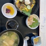 道の駅 天草市 イルカセンター - 小鉢は酢の物、デザートはコーヒーゼリー