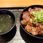 カルビ丼とスン豆腐専門店 韓丼 - 