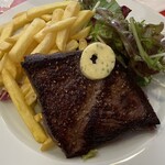 Bistro Magasin Rouge - 