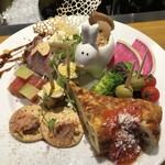 ワインとクラフトビール 角打ち食堂 マガーリ - 