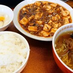 Kinka Ro Nakazawa Ten - 中華B定食(マーボー豆腐、醤油ラーメン) 1,000円