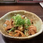 Private rooms Izakaya Daruma Honpo Okayamaekimaeten - 鶏皮ポン酢