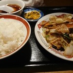 Taiyo Ken Hon Ten - ・肉野菜炒めライス 800円