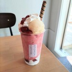 OTOMONI COFFEE Meiwa Ten - 横からの図