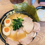 Yokohama Iekei Ramen Tonkotsu Man - 