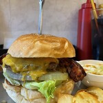 GOODTHANG TOKYO - 『Classic Bacon Cheese  Burger¥1,750』 『Lunch Drink¥300』