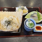 Kutsuki Satoyama Restaurant Tenkuu - 鯖寿司＋ざるセット(うどん)  1,265円