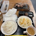 Yappari Steak Rakuichigaido Nakanosato Ten - 