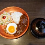 Bikkuri Donkey Nigata Kamegai Ten - エッグカリーバーグディッシュ＋みそ汁 1,210円