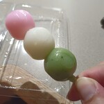 Tsuzumi Dango Hachioji Ten - 三色団子