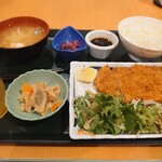 GOURMET PLAZA - 三元豚ロースカツ定食