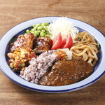 もうやんカレー 利瓶具 - 料理写真:利瓶具は1日中ビュッフェ