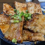 食堂 かわひがし - 元祖まぼろしの味噌豚丼(並) 1000円