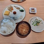 Atami Ginza Osakana Shokudo Hanare - 料理