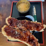 Kodama Shokudo - 名物こだまわらじかつ丼