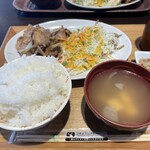 舞洲食堂 - 豚バラ生姜炒め500円