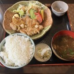 大垣サウナ 御食事処 - 豚ロース生姜焼きセット