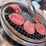 Yakiniku Juju Karubi Nakamozu Ten - 