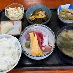 一寿司 - お刺身ランチ800円