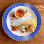 青猫 - チーズケーキ好きにはたまらん美味しさ( ´›ω‹｀)✨