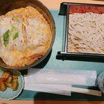 Niigata Meibutsu Funori Soba to Oishii Shusai Kinaseya. Akasaka Warikoten - 