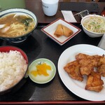 中華料理福泉餃子 - 唐揚げ定食ご飯大盛り