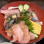 庄や - 自慢の海鮮丼