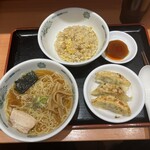 Hidakaya Keisei Funabashi Ten - ラ•餃•チャセット　650円税込