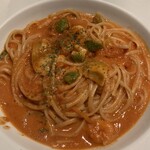 Napoli no Shokutaku Kasukabe Ten - 生パスタ　アボカドとエビのクリームトマトソースベース